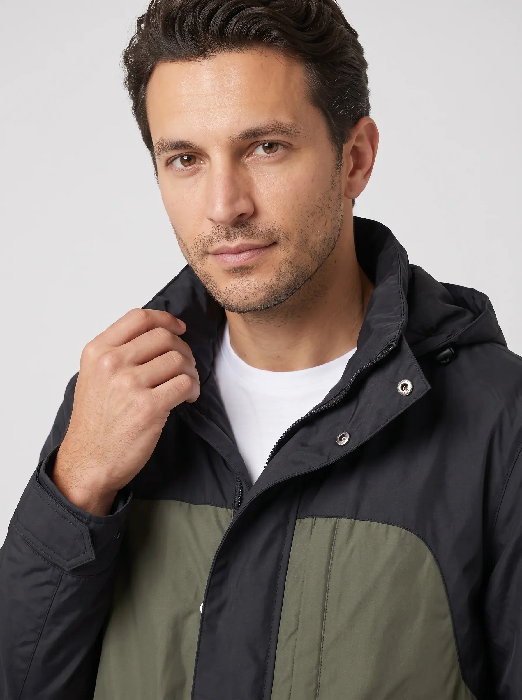Colour-Block Hooded Jacket — collar and hood detail